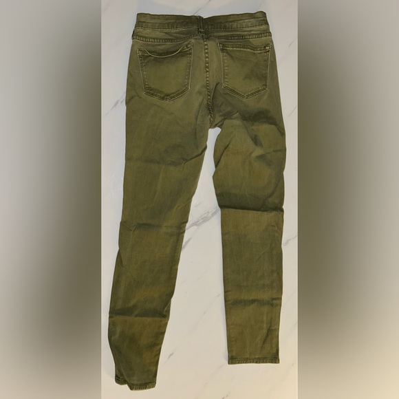 Women’s J Crew Stretch Jeans - Picture 2 of 4